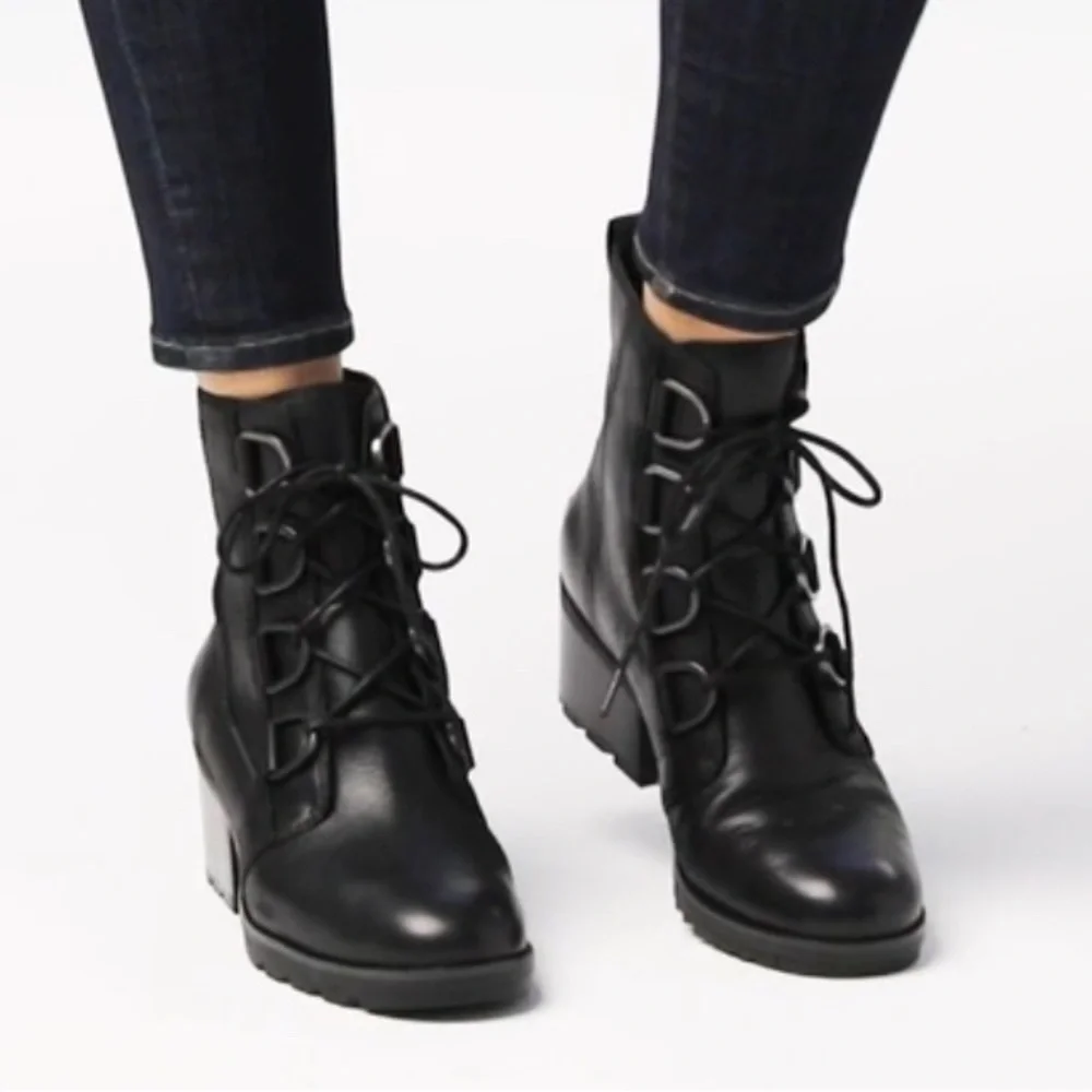 Sorel NWT Black Cate Lace-Up All-Leather Bootie Size 6.5